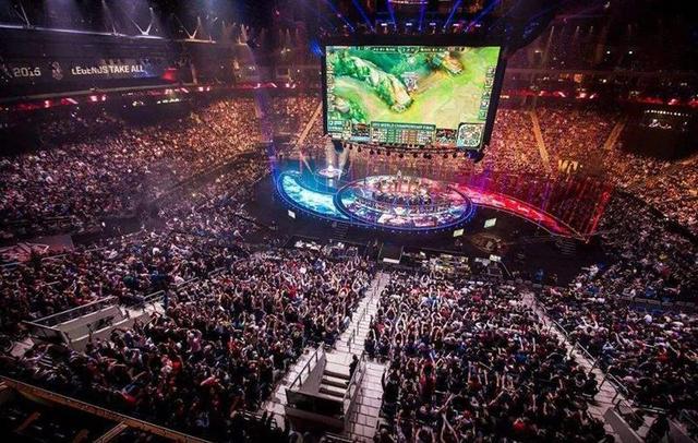 S15四强全部产生：LPL三英围剿LCK独苗DK。